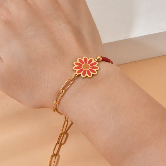 pulsera acero inoxidable diseño flor Loyobriyida fondo blanco