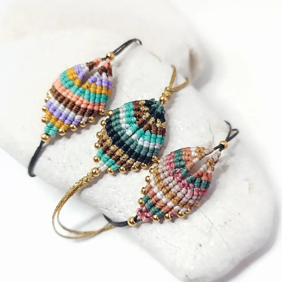 pulsera cobre bead wax line diseño hoja Loyobriyida fondo blanco