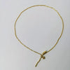 collar acero titanio bañado en oro 18k diseño rosa Loyobriyida fondo blanco