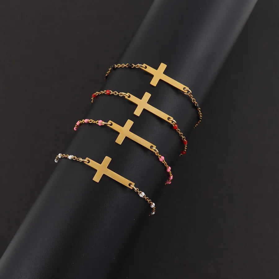 pulsera 201 acero inoxidable bañado en oro con circón Loyobriyida fondo blanco