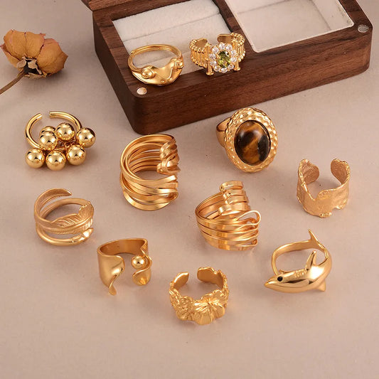 anillo aleación con tiger eye Loyobriyida fondo blanco