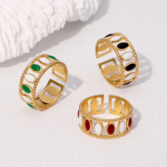 anillo abierto 304 acero inoxidable bañado en oro 18k diseño geométrico Loyobriyida fondo blanco
