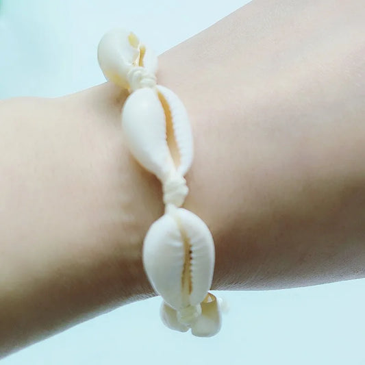 pulsera concha diseño concha Loyobriyida fondo blanco