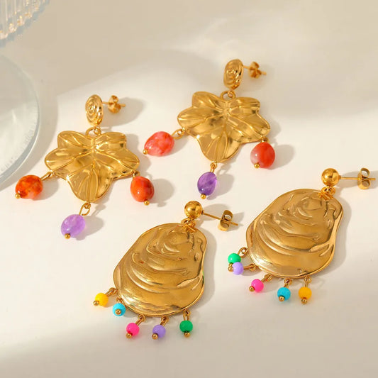 pendientes 304 acero inoxidable bañado en oro 18k diseño hoja Loyobriyida fondo blanco