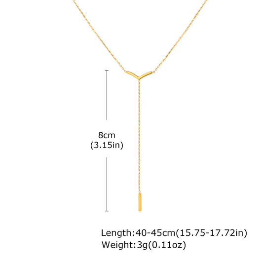 collar 304 acero inoxidable bañado en oro 18k Loyobriyida fondo blanco